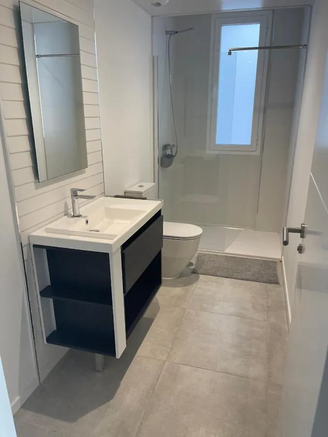 2-Bedroom-Apartment With A Terrace, Pool, Gym Málaga