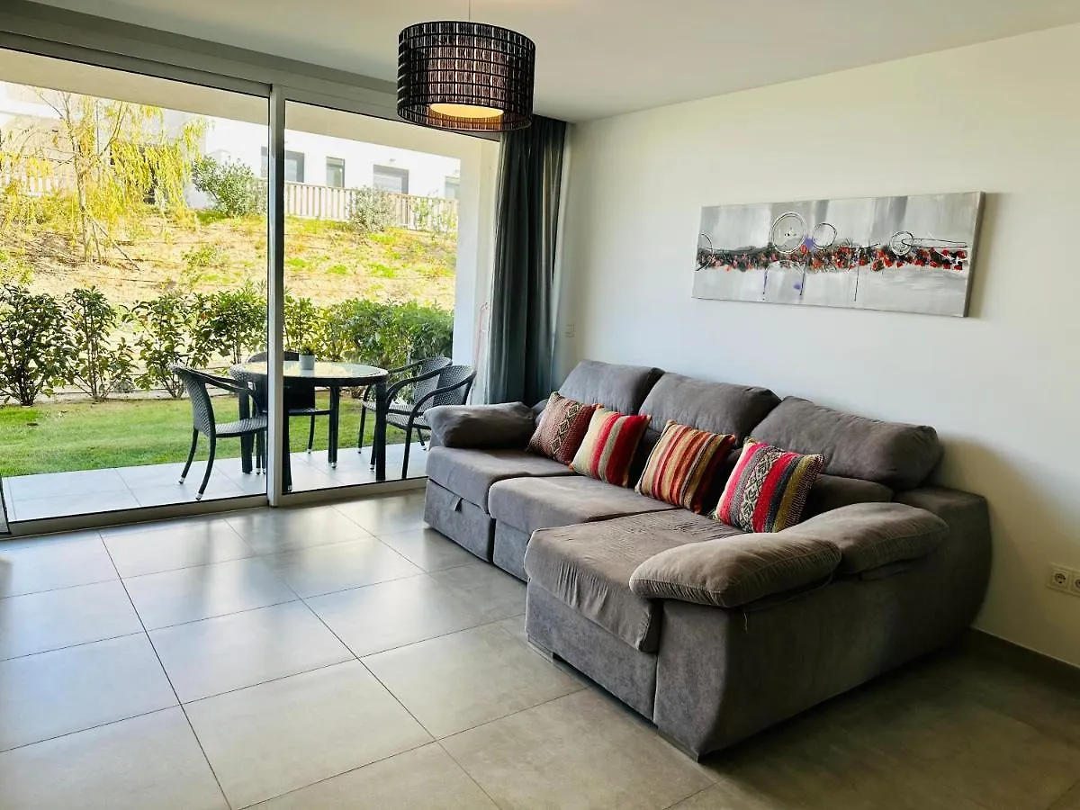 Appartement 2-Bedroom-Apartment With A Terrace, Pool, Gym Málaga
