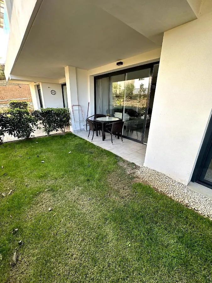 2-Bedroom-Apartment With A Terrace, Pool, Gym Malaga 0*,
